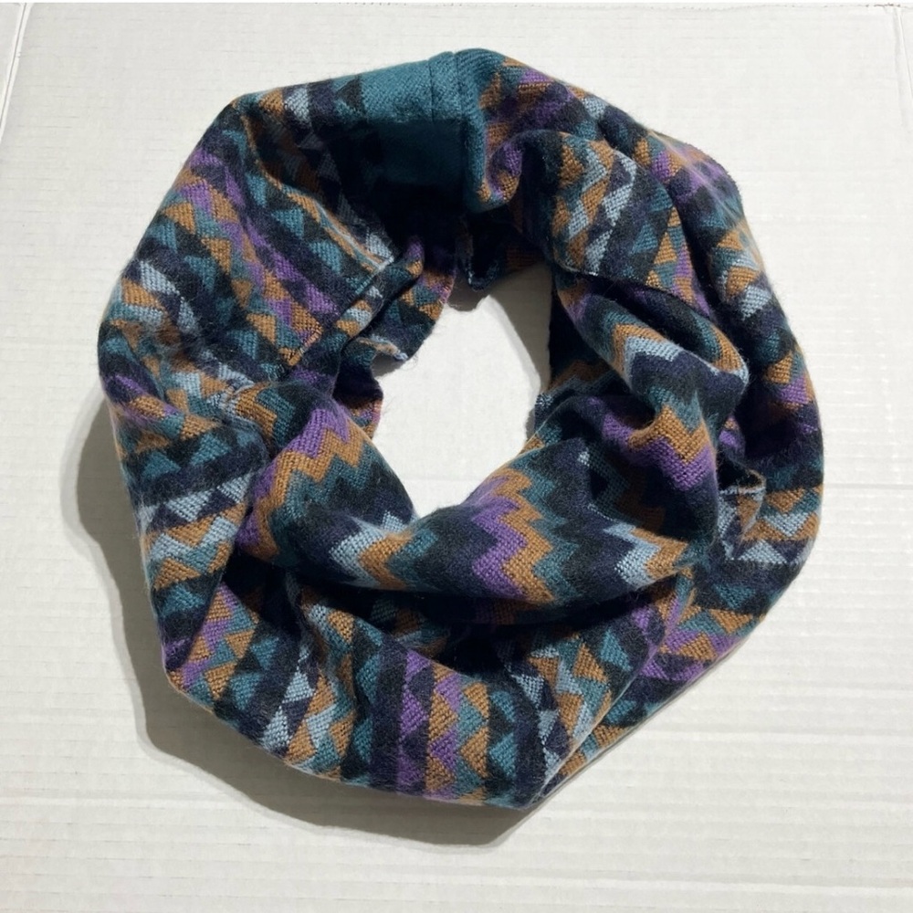 Cashmere neck warmer infinity scarf - Picture 7 of 7